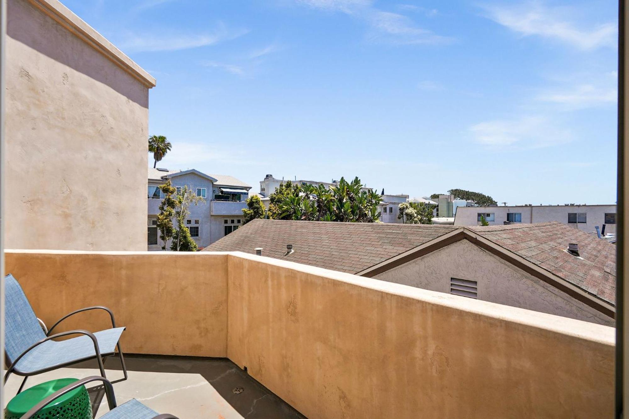 Sail Bay Luxury Retreat With Private And Rooftop Bay View