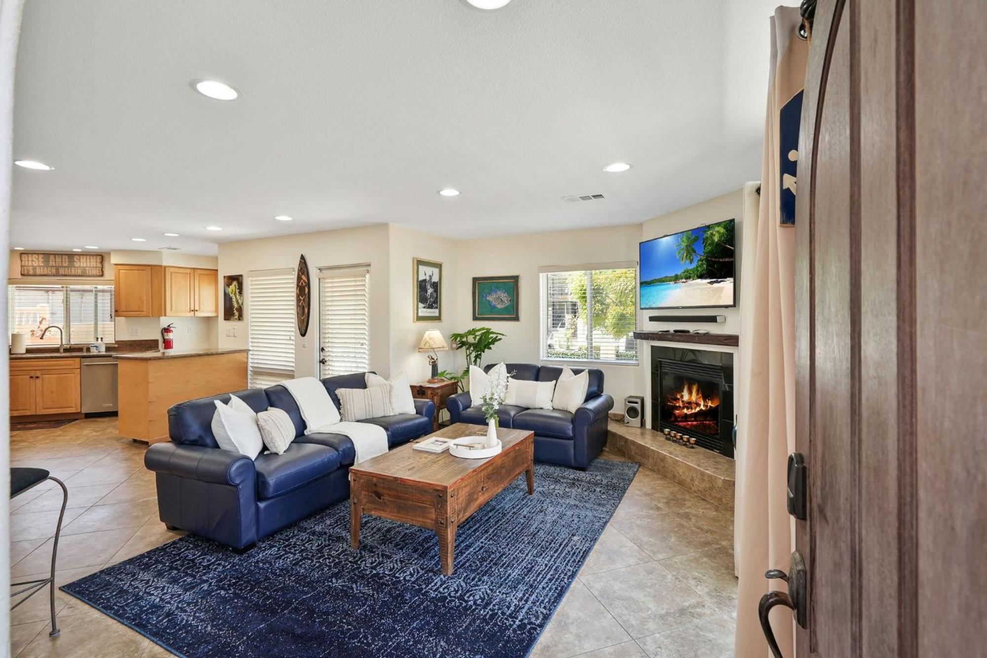 Sail Bay Luxury Retreat With Private And Rooftop Bay View Holiday home *